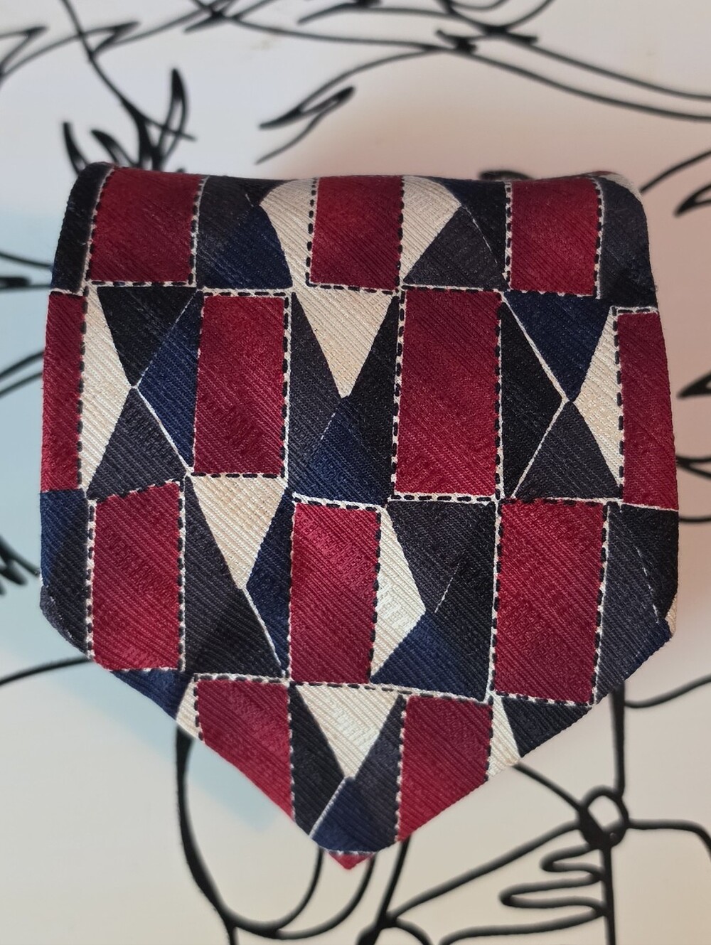 Bugatti Mens Tie 100% Italian Silk Red Navy Blue Cream Geometric 58” x 3.75”